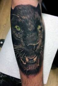 Реалістичний стиль татуювання пантера