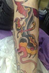 modello tatuaggio serpente nero e rosso
