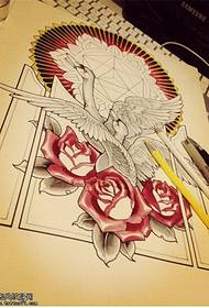 Imidwebo Yombhalo We-Swan Rose tattoo