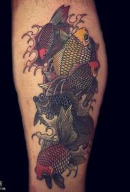 kalf goudvis-tatoeëringspatroon