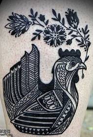 padrão de tatuagem de galo preto e branco 134340 - padrão de tatuagem de morcego de braço