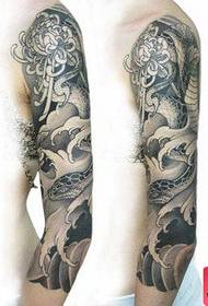 garçons bras populaire cool traditionnel motif de tatouage de serpent