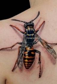 dječaci natrag slikani akvarel skica kreativni 3d pčela tetovaža sliku