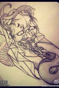 Crtanje linija s tetovažom zmija Prajna