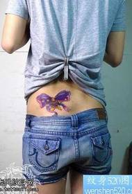 Midja färgade lila fjäril tatuering mönster