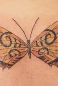 फुलपाखरू सर्जनशील नमुना टॅटू नमुना