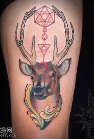 Thigh painted gel deer tattoo pattern