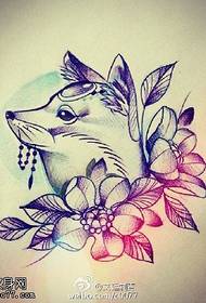 Fermoso patrón de tatuaxe manuscrito de raposa