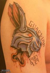 patrón de tatuaje de conejo de color