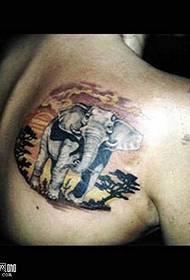 skulder afrikansk elefant tatoveringsmønster