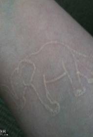 'n mooi eenvoudige olifant onsigbare tatoeëringpatroon