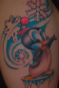 可爱的卡通企鹅与雪花纹身图案