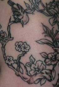 Zwart en grijs tattoo-patroon met bloemen van vogels en takken