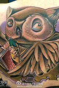 Zréck Owl Dokter Tattoo Muster