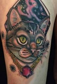 Стегна школярки намальовані аквареллю ескіз творчі милий кіт татуювання візерунок