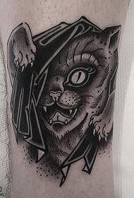 Patrón de tatuaxe de gato de becerro
