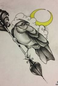 Evropski in ameriški rokopis vzorca tetovaže za ptice v obliki lune