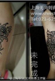 Modified owl tattoo pattern