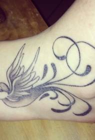 脚踝灰色的燕子鸟纹身图案