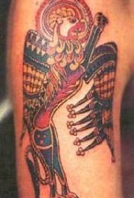 Antikva kelta mitologio birda kolora tatuaje ŝablono