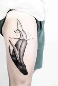 Crni stil jedinstvene slike tetovaža kitova