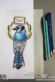 彩绘精美的喜鹊鸟纹身图案