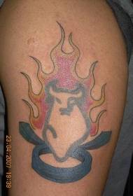 Simbol Taurus dan corak tatu api lembu