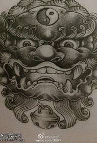 Ахоўка бяспечнага малюнка татуіроўкі рукапісаў льва