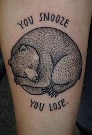 Sevimli ayı uyuyan alfabe dövme deseni