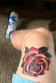 男孩大腿繪漸變簡單線條植物玫瑰紋身圖片