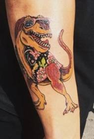 Lengan bocah lanang nganggo cat tato gambar dinosaurus medeni kreatif