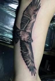 lengan corak tatu elang hitam dan putih realistik