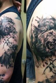 panangan keren liar singa roaring kalayan pola tato anu panahan