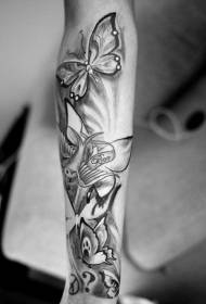 itim na kulay abo na butterfly na pattern ng tattoo tattoo