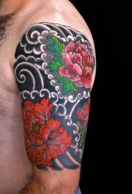 bunga peony besar berwarna-warni dan pola tato latar belakang hitam