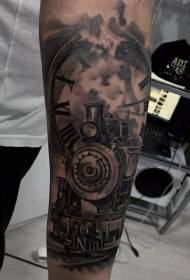 nádherný čierny parný vlak a hodiny rameno tetovanie vzor