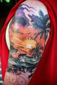 Много романтичен цветен залез на океана с модел на татуировка на рамо от животни и палми