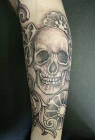 arm skull with flowers Gray tattoo pattern