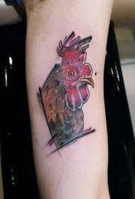 Braț cu design simplu tatuat pictat cu cap de cocoș