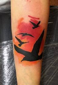 Motif de tatouage ciel oiseau coloré orné