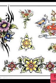 Vários padrões de tatuagem de flor de totem