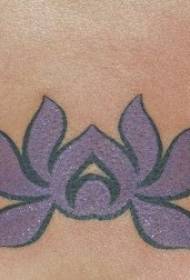 여성 허리 보라색 연꽃 토템 문신 패턴