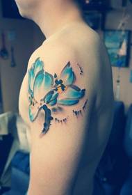 Bèl ak bèl lank koulè modèl tatoo lotus