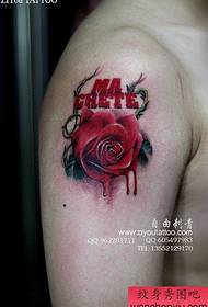 Wapen populaire realistische kleuren roos tattoo patroon