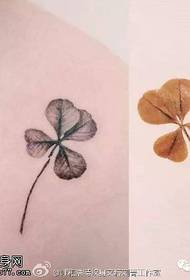 Amaphethini we-tattoo we-clover