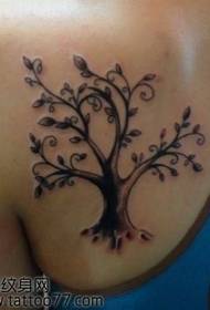 Popular back tree tattoo pattern