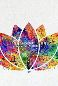Colourful dako nga pattern sa tattoo nga lotus