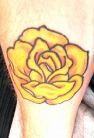 男の子のふくらはぎを描いた抽象的な線植物黄色いバラのタトゥー画像