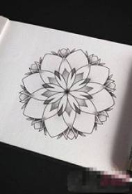 Personality black sting simple line flower tattoo manuscript