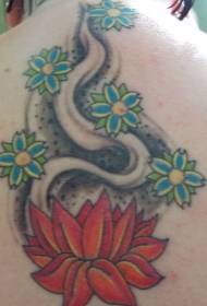 Nugaros raudonojo lotoso ir mėlynos gėlės tatuiruotės modelis